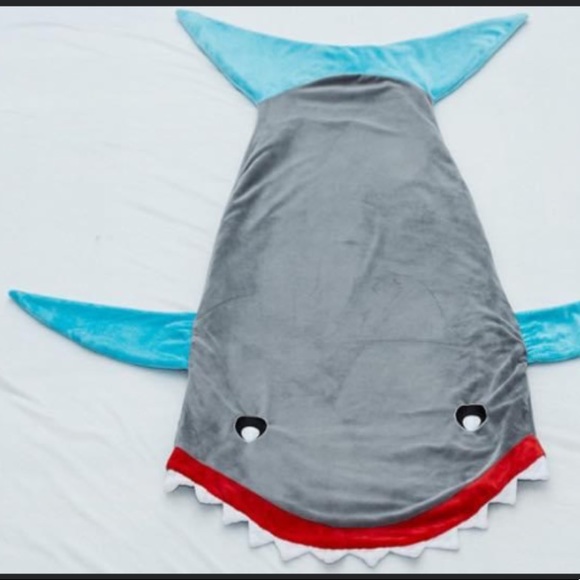 Small shark sleeping bag fleece blanket - Picture 1 of 4